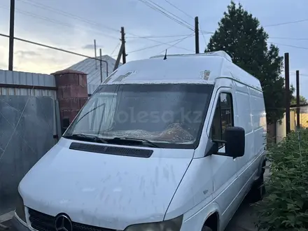 Mercedes-Benz Sprinter 2005 года за 8 000 000 тг. в Алматы – фото 2