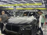 BMW X7 2023 года за 74 999 000 тг. в Астана