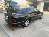 Mercedes-Benz E 320 1996 годаfor2 700 000 тг. в Алматы – фото 2