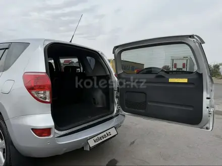 Toyota RAV4 2006 года за 5 600 000 тг. в Алматы – фото 19