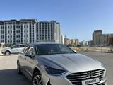 Hyundai Sonata 2023 года за 12 200 000 тг. в Актау – фото 2