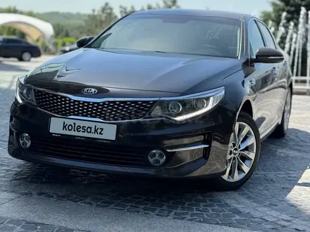 Kia K5 2018 года за 9 500 000 тг. в Алматы – фото 2