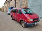 Volkswagen Transporter 1996 годаүшін1 500 000 тг. в Караганда