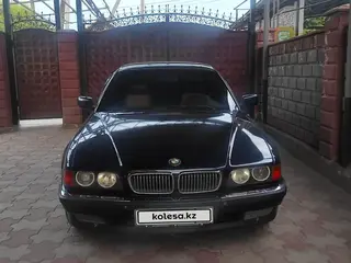 BMW 728