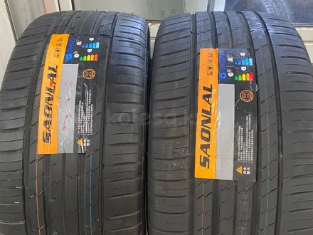 Разно размерные шины SAONLAL ROCMOH 275/40 R20 и 315/35 R20 за 220 000 тг. в Алматы