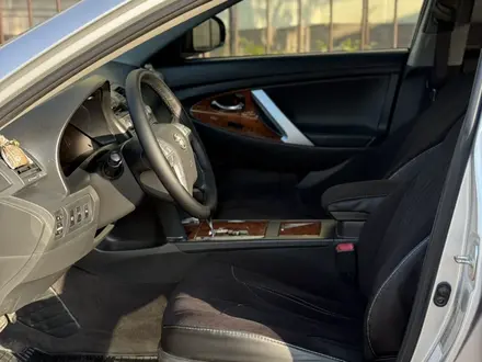 Toyota Camry 2010 года за 5 950 000 тг. в Тараз – фото 17