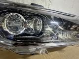 Передние фары на TOYOTA CAMRY 55 Exclusive за 120 000 тг. в Алматы – фото 4