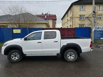 Toyota Hilux 2015 года за 10 600 000 тг. в Алматы – фото 6