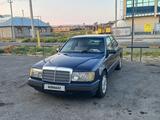 Mercedes-Benz E 200 1992 года за 1 500 000 тг. в Туркестан – фото 4