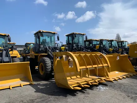 XCMG  LW330KZ export 2026 2026 года за 15 100 000 тг. в Алматы – фото 37