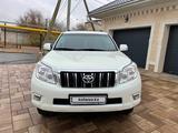 Toyota Land Cruiser Prado 2012 года за 15 700 000 тг. в Атырау