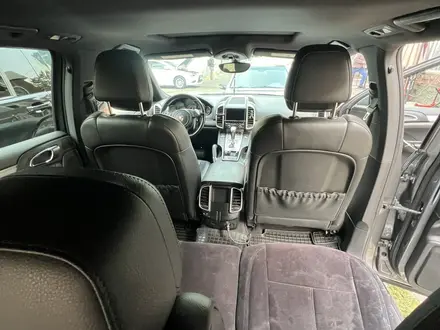 Porsche Cayenne 2011 года за 14 000 000 тг. в Алматы – фото 5