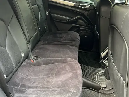 Porsche Cayenne 2011 года за 14 000 000 тг. в Алматы – фото 7