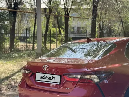 Toyota Camry 2022 года за 12 500 000 тг. в Талгар – фото 5