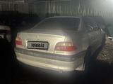 Toyota Avensis 2001 годаүшін1 000 000 тг. в Атырау