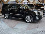 Cadillac Escalade 2020 года за 35 000 000 тг. в Астана