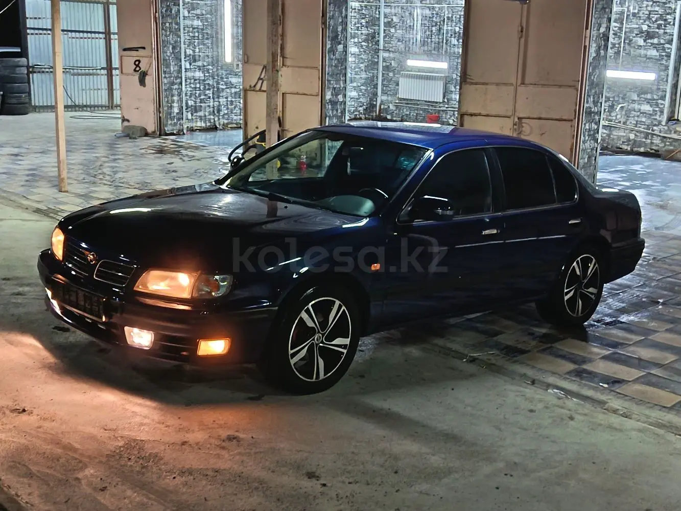 Nissan Maxima, 1996