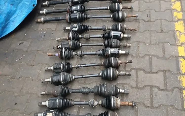 Привод в сборе Toyota за 25 000 тг. в Алматы