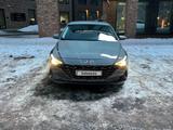 Hyundai Elantra 2022 годаүшін10 500 000 тг. в Алматы