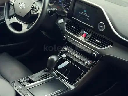 Hyundai Grandeur 2017 года за 11 100 000 тг. в Алматы – фото 27