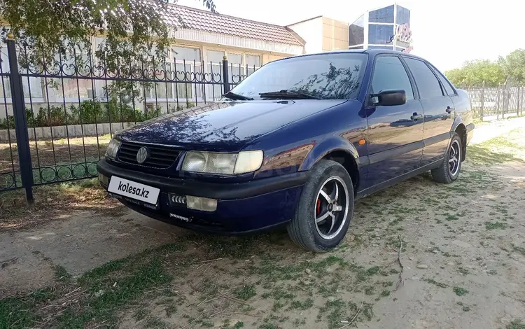 Volkswagen Passat 1995 года за 1 800 000 тг. в Уральск