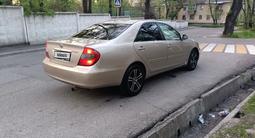 Toyota Camry 2002 годаүшін4 000 000 тг. в Алматы – фото 2