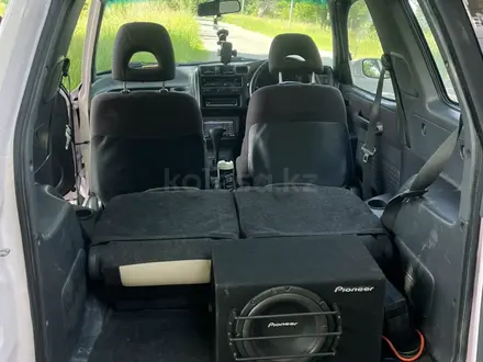 Toyota RAV4 1995 года за 3 100 000 тг. в Алматы – фото 16