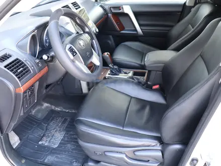 Toyota Land Cruiser Prado 2014 года за 16 000 000 тг. в Астана – фото 12