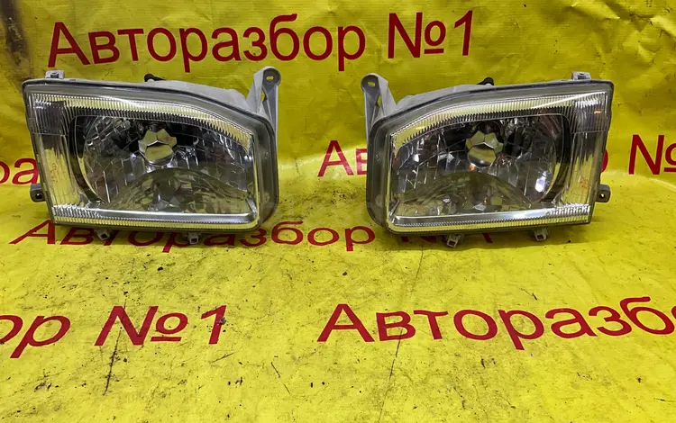Фары передние на Ниссан патфандер R50 за 120 000 тг. в Алматы
