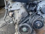 Двигатель 2zr Toyota с коробкой за 350 000 тг. в Алматы – фото 2