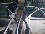 Дверь передняя задняя седан универсал Mercedes Benz за 14 999 тг. в Алматы – фото 3