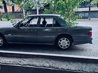 Mercedes-Benz E 220 1993 года за 2 200 000 тг. в Алматы