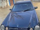 Mercedes-Benz E 230 1996 года за 2 400 000 тг. в Аральск – фото 2