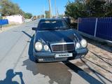 Mercedes-Benz E 200 1997 годаүшін2 300 000 тг. в Атырау