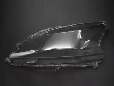 Стекло ФАРЫ Nissan Sentra b17 (2012 — 2016 Г. В.) за 14 000 тг. в Алматы