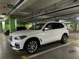 BMW X5 2019 года за 34 900 000 тг. в Алматы