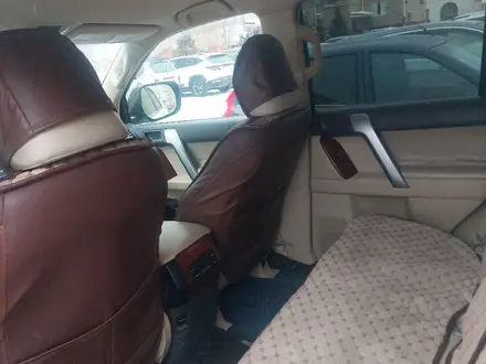 Toyota Land Cruiser Prado 2014 года за 17 000 000 тг. в Актобе – фото 10