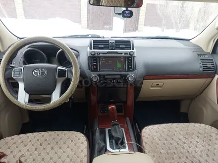 Toyota Land Cruiser Prado 2014 года за 17 000 000 тг. в Актобе – фото 9