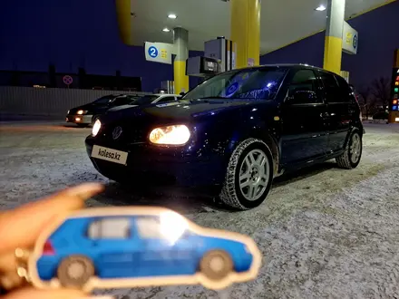 Volkswagen Golf 2003 года за 2 800 000 тг. в Астана – фото 3