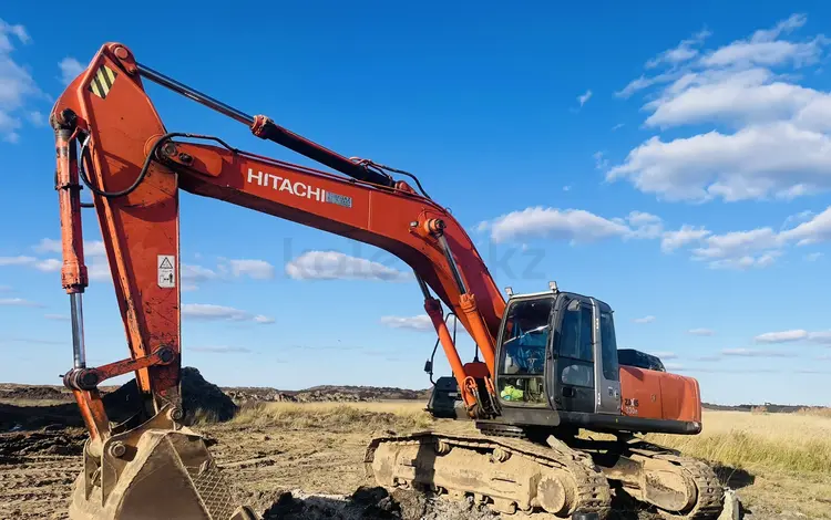 Hitachi  ZX330 2011 года за 23 000 000 тг. в Астана