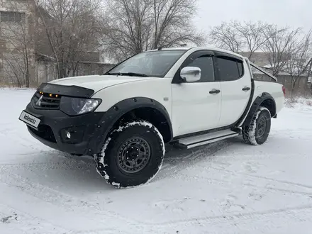 Mitsubishi L200 2012 года за 5 500 000 тг. в Семей