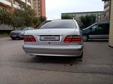 Mercedes-Benz E 240 2000 года за 4 600 000 тг. в Астана – фото 2