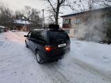 Volkswagen Sharan 1995 года за 1 600 000 тг. в Уральск – фото 2