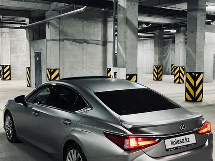 Lexus ES 300h 2020 года за 25 800 000 тг. в Алматы – фото 10