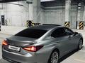 Lexus ES 300h 2020 года за 25 800 000 тг. в Алматы – фото 11
