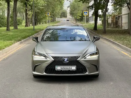 Lexus ES 300h 2020 года за 25 800 000 тг. в Алматы – фото 57