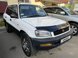 Toyota RAV4 1995 года за 3 000 000 тг. в Алматы – фото 2