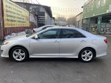 Toyota Camry 2014 годаfor7 000 000 тг. в Алматы – фото 2