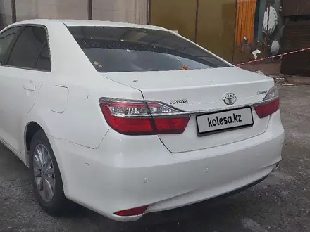 Toyota Camry 2015 года за 11 800 000 тг. в Шымкент – фото 7