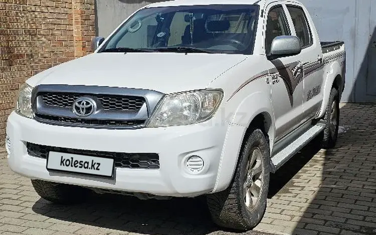 Toyota Hilux 2010 года за 8 250 000 тг. в Усть-Каменогорск